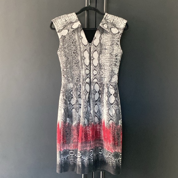 Yoana Baraschi New condition woven fabric snakeskin dress - Picture 3 of 7